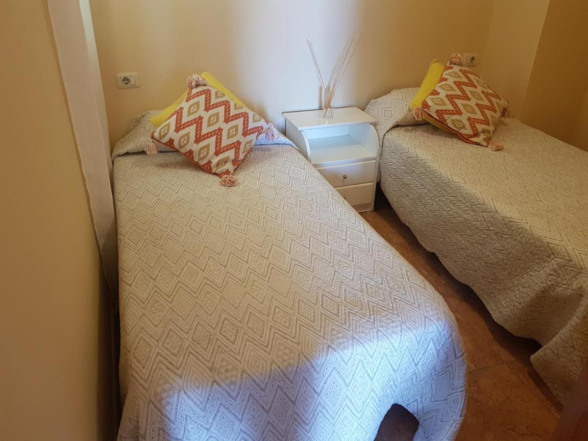Caleta de Interián Apartamentos Las Salinas 2 מראה חיצוני תמונה
